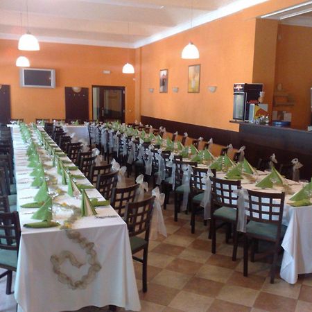 Parkhotel Terezin Ngoại thất bức ảnh