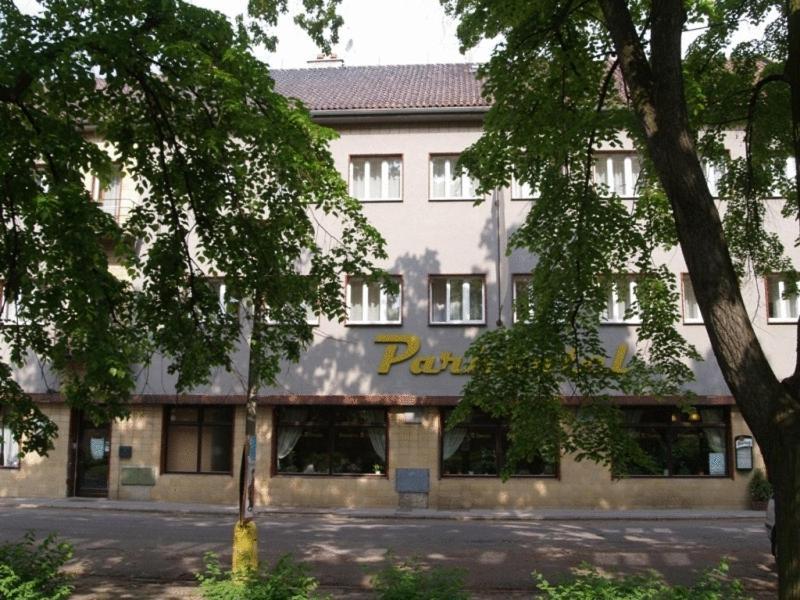 Parkhotel Terezin Ngoại thất bức ảnh